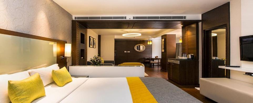 Hotel The The Grand Magrath Bangalore Luaran gambar